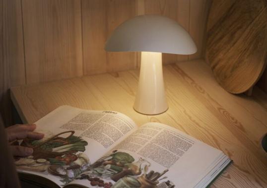 Настольная лампа модель Rumee Portable Table Lamp от фабрики Louis Poulsen