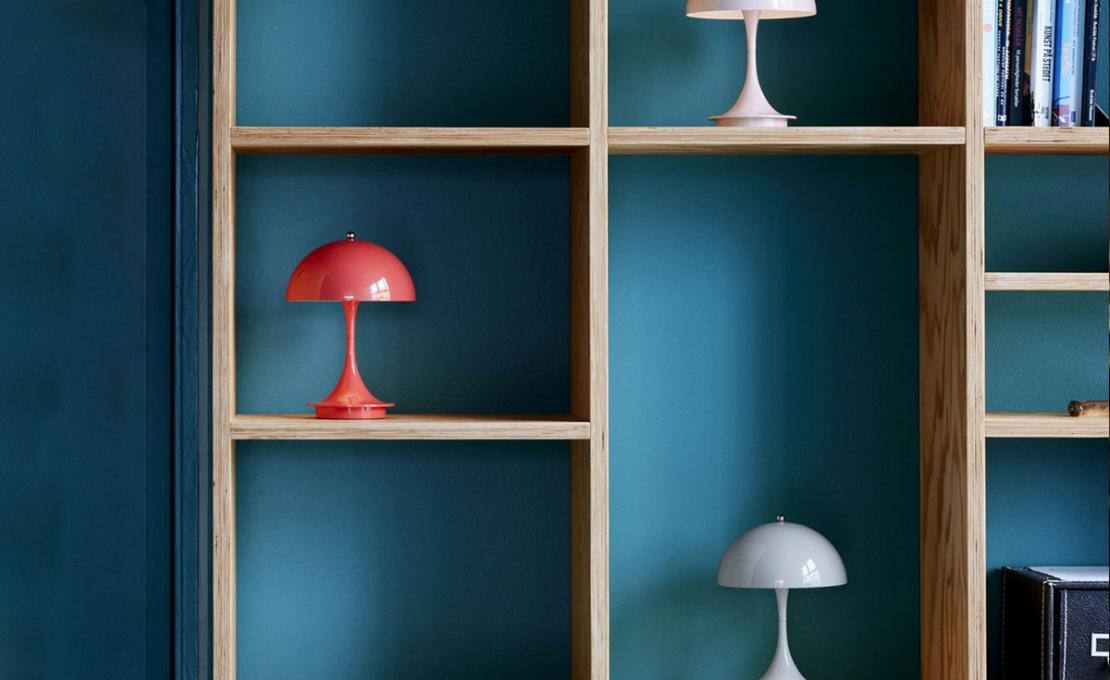 Настольная лампа модель Panthella V2 Portable Table Lamp от фабрики Louis Poulsen