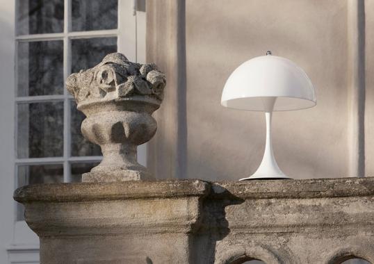 Настольная лампа модель Panthella 250 Table Lamp - Portable от фабрики Louis Poulsen