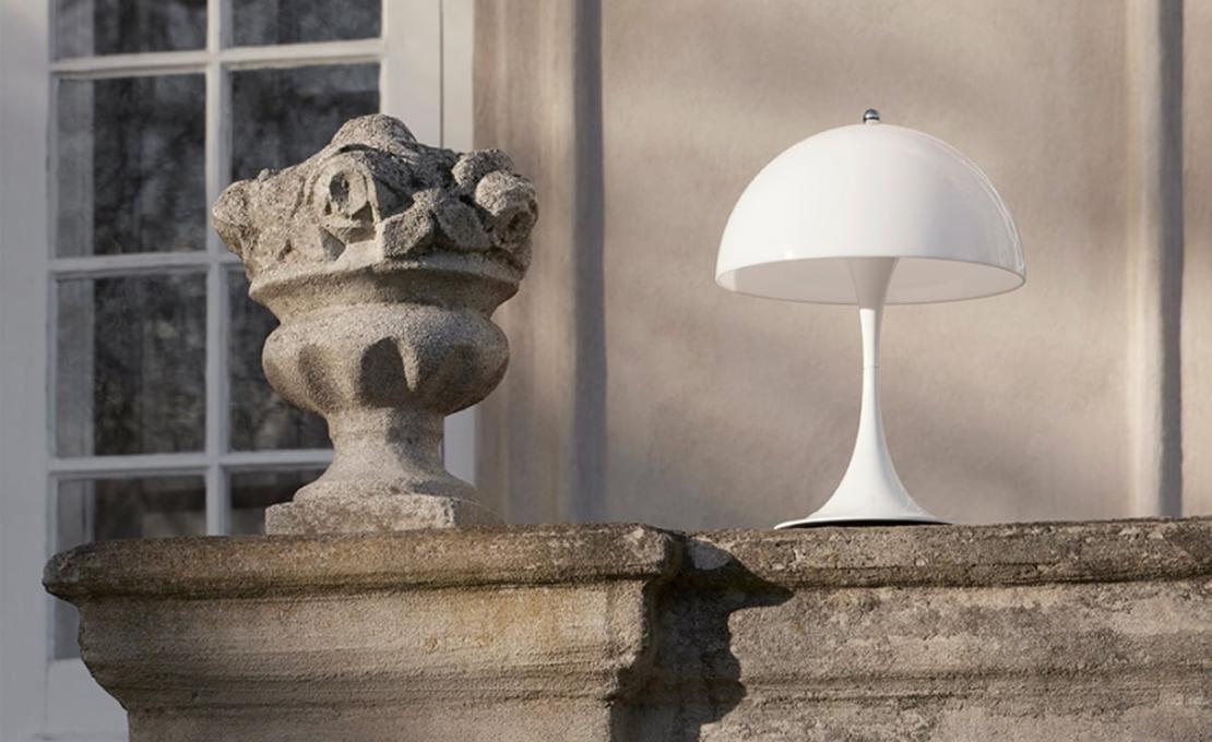 Настольная лампа модель Panthella 250 Table Lamp - Portable от фабрики Louis Poulsen