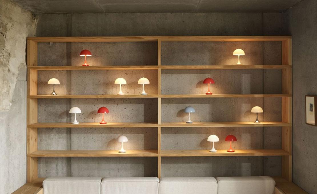 Настольная лампа модель Panthella 160 V3 - Portable Lamp от фабрики Louis Poulsen