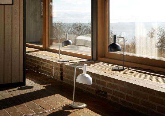 Настольная лампа модель FJ Elements Table Lamp от фабрики Louis Poulsen