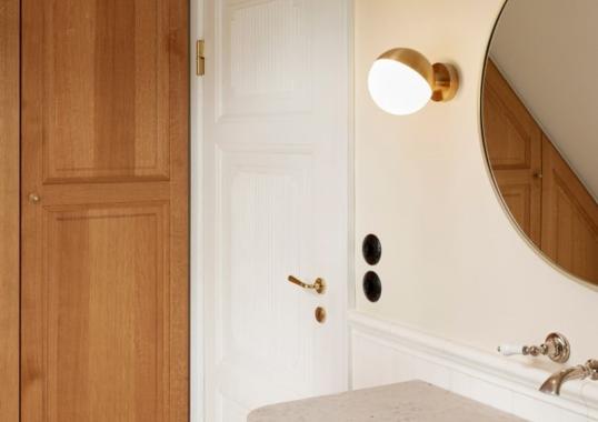 Бра модель VL Studio Wall Lamp от фабрики Louis Poulsen