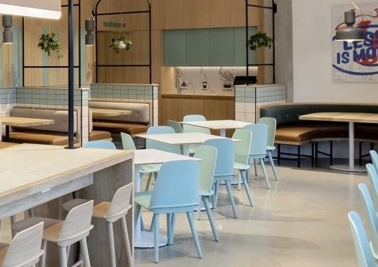 Потолочный светильник модель Spotlight Volumes ceiling/wall lamp B 230V от фабрики A-N-D