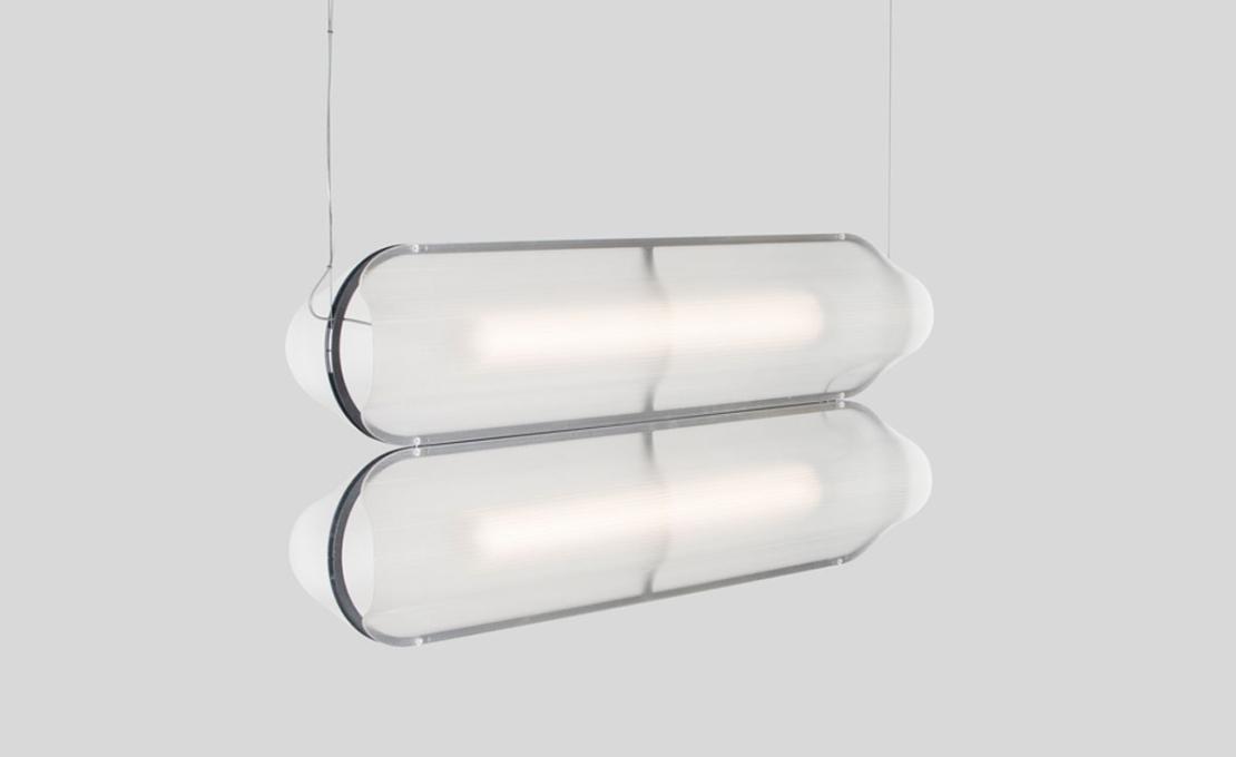 Подвесной светильник модель Vale 2 Horizontal Side to Side Suspension Lamp от фабрики A-N-D