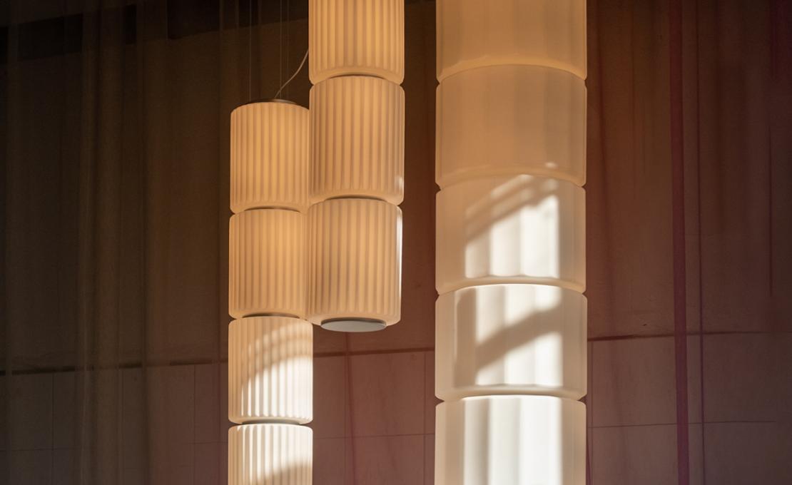 Подвесной светильник модель Column 175 Vertical P - 4 Suspension Lamp от фабрики A-N-D