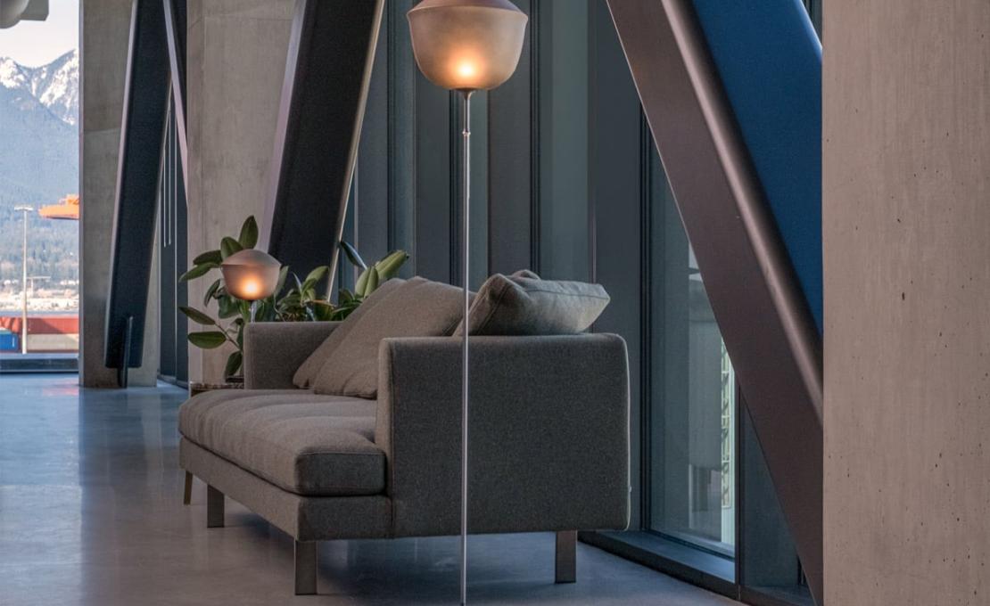 Торшер модель Contour Floor Lamp and от фабрики A-N-D