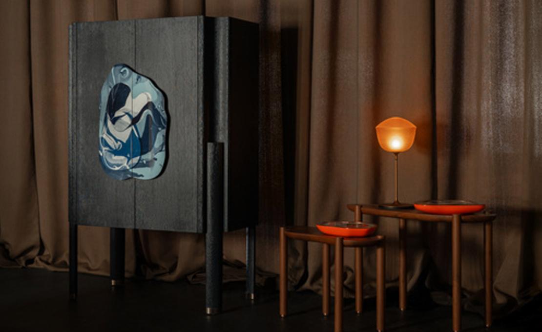 Настольная лампа модель Contour — T Table Lamp от фабрики A-N-D