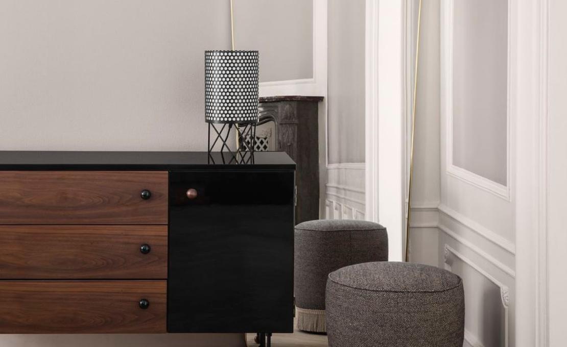 Настольная лампа модель Pedrera ABC Table Lamp от фабрики Gubi