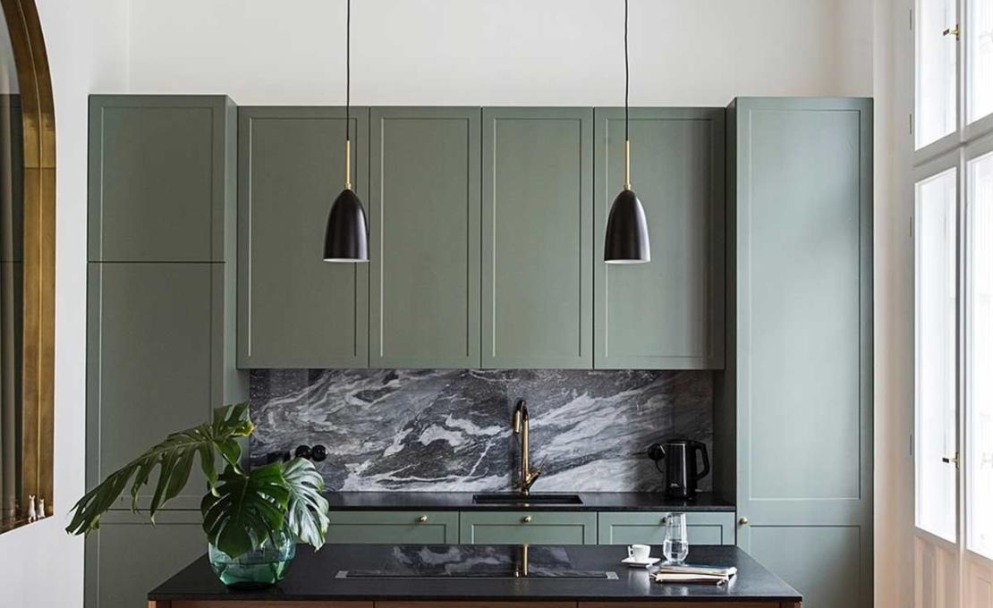 Подвесной светильник модель Gräshoppa Pendant Lamp от фабрики Gubi