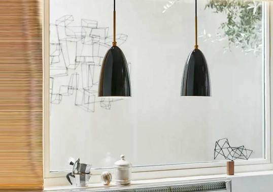 Подвесной светильник модель Gräshoppa Pendant Lamp от фабрики Gubi