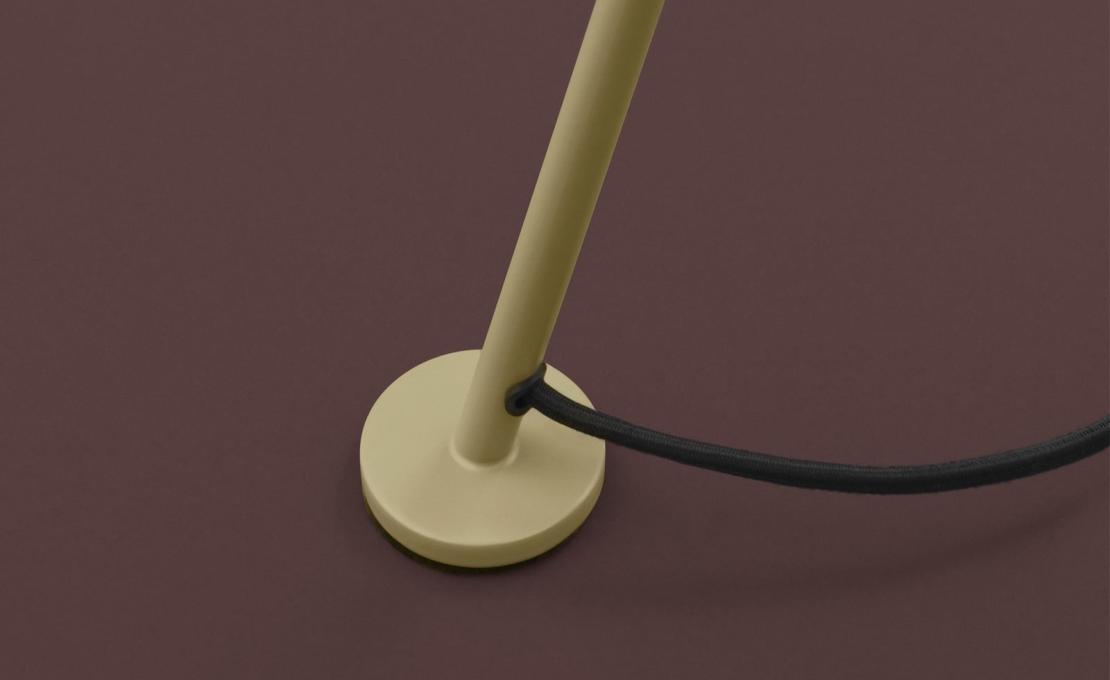 Торшер модель Grossman Grashoppa Floor Lamp от фабрики Gubi