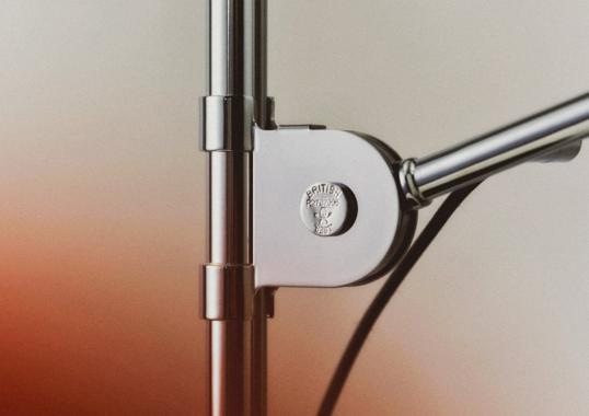 Торшер модель Bestlite BL3 Floor Lamp Chrome Base - M от фабрики Gubi