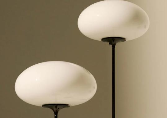 Торшер модель Stemlite Floor Lamp H. 150 cm Opal Glass от фабрики Gubi