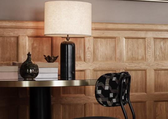 Настольная лампа модель Gravity Collection Lampada da Tavolo от фабрики Gubi