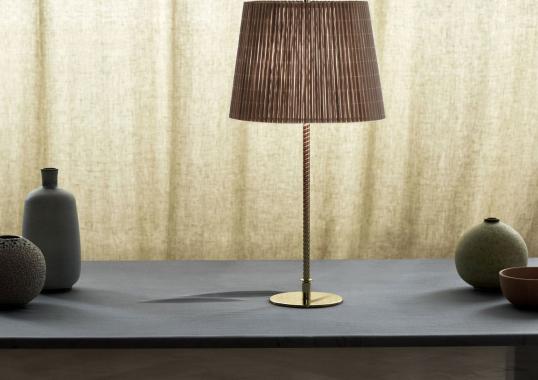 Настольная лампа модель 9205 Table Lamp от фабрики Gubi