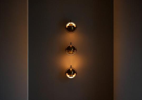 Бра модель Multi-Lite Wall Lamp от фабрики Gubi