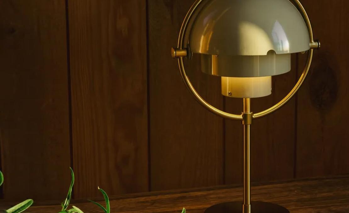 Настольная лампа модель Multi Lite Portable Lamp от фабрики Gubi