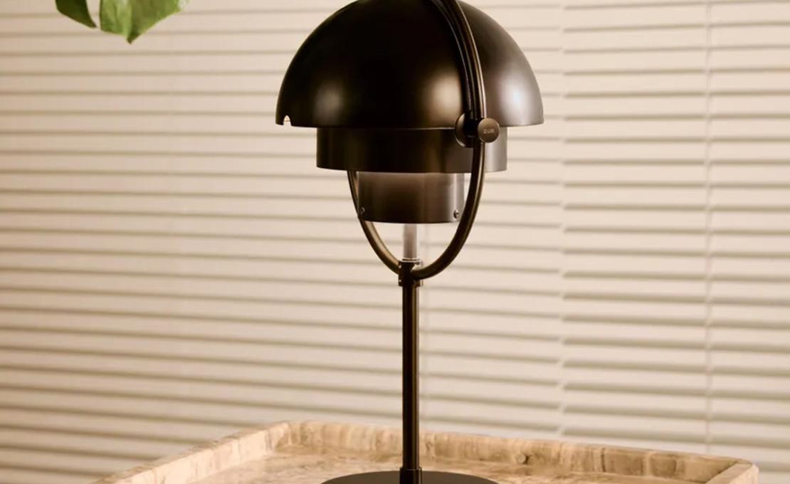 Настольная лампа модель Multi Lite Portable Lamp от фабрики Gubi