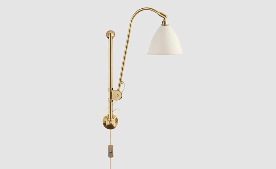 Бра модель Bestlite BL5 Wall Lamp - Brass Base от фабрики Gubi