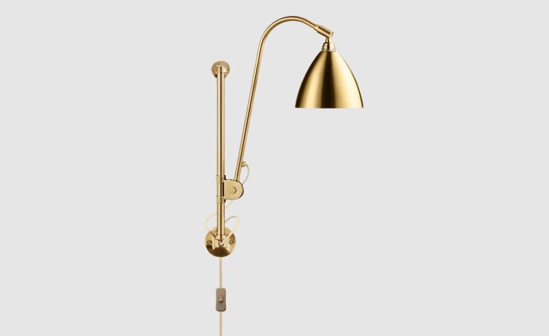 Бра модель Bestlite BL5 Wall Lamp - Brass Base от фабрики Gubi