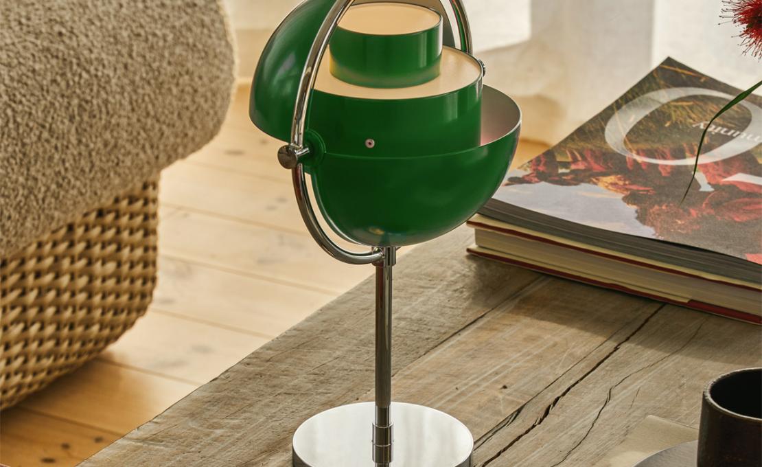 Настольная лампа модель Multi Lite Portable Lamp от фабрики Gubi