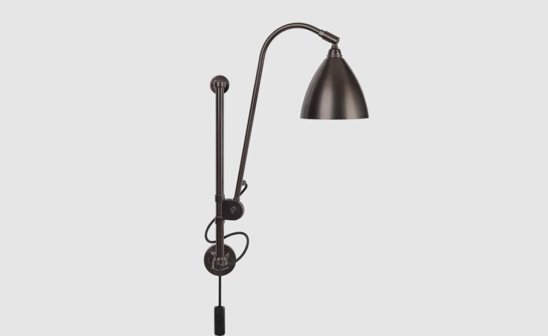 Бра модель Bestlite BL5 Wall Lamp - Black Brass Base от фабрики Gubi