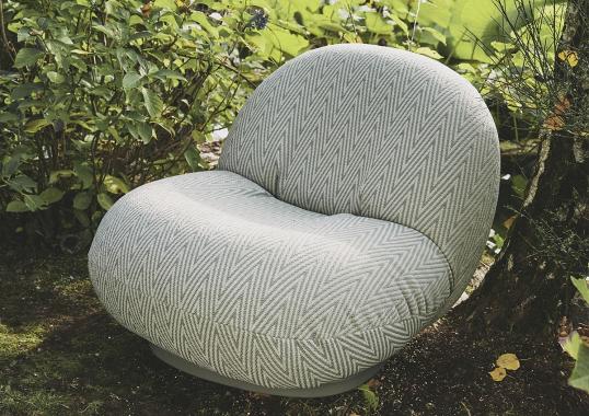Кресло модель Pacha Outdoor Lounge Chair - Armchair от фабрики Gubi