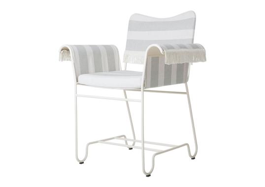 Стул модель Tropique Dining Chair with Fringes от фабрики Gubi