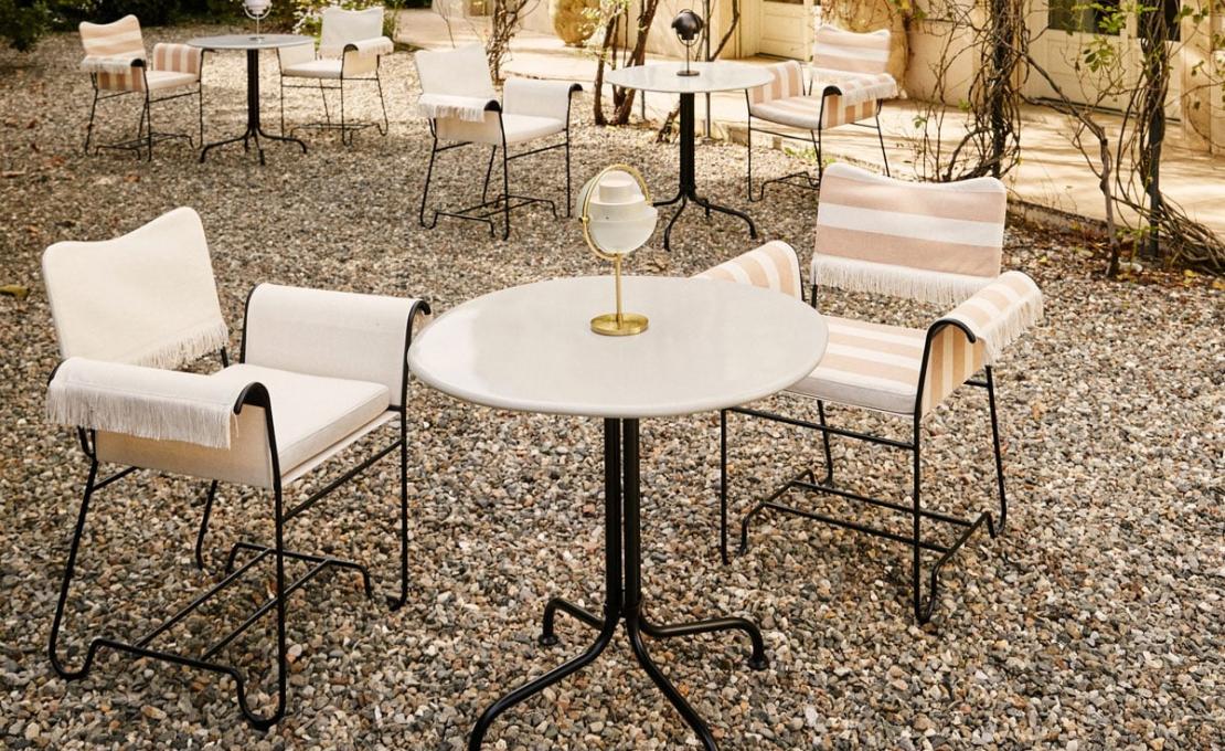 Журнальный столик модель Carmel Bistro Lounge Table от фабрики Gubi