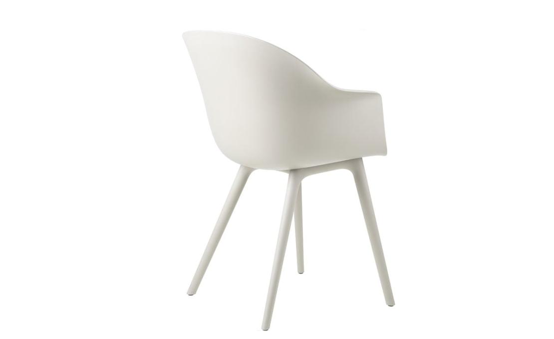 Стул модель Bat Unupholstered Chair Outdoor - Plastic Base от фабрики Gubi