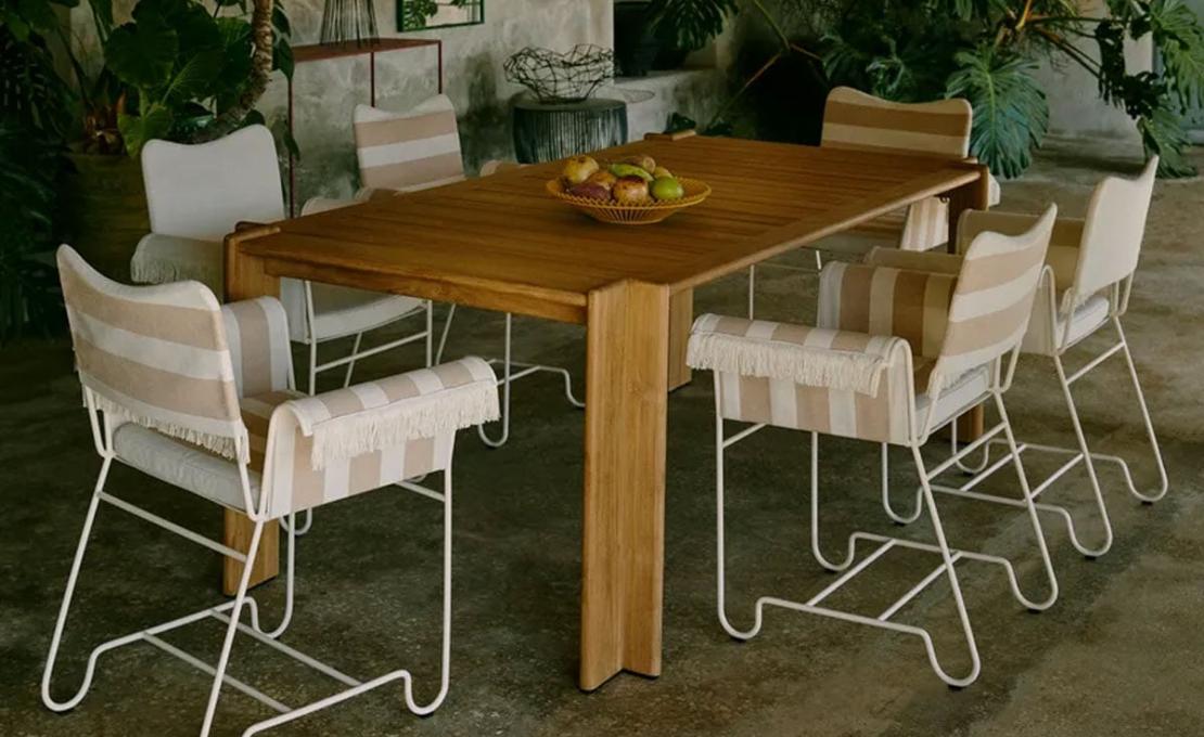 Стул модель Tropique Dining Chair with Fringes от фабрики Gubi