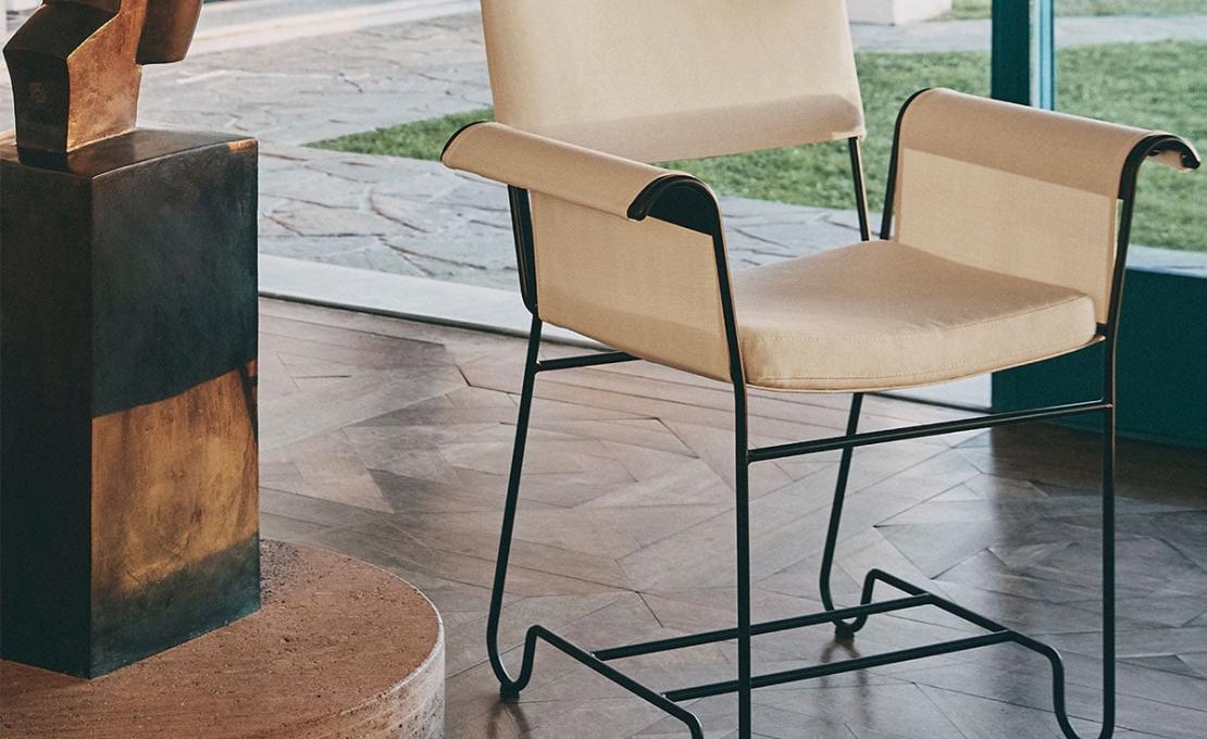 Кресло модель Tropique Outdoor Armchair от фабрики Gubi