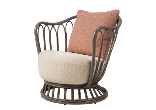 Кресло модель Grace Outdoor Lounge Chair - Fully Upholstered от фабрики Gubi