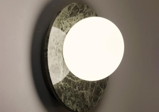 Бра модель EmmaAPWallLamp от фабрики Contardi