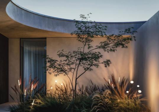 Уличный фонарь модель Reed 90 Oval 60 Outdoor Lamp от фабрики Lodes