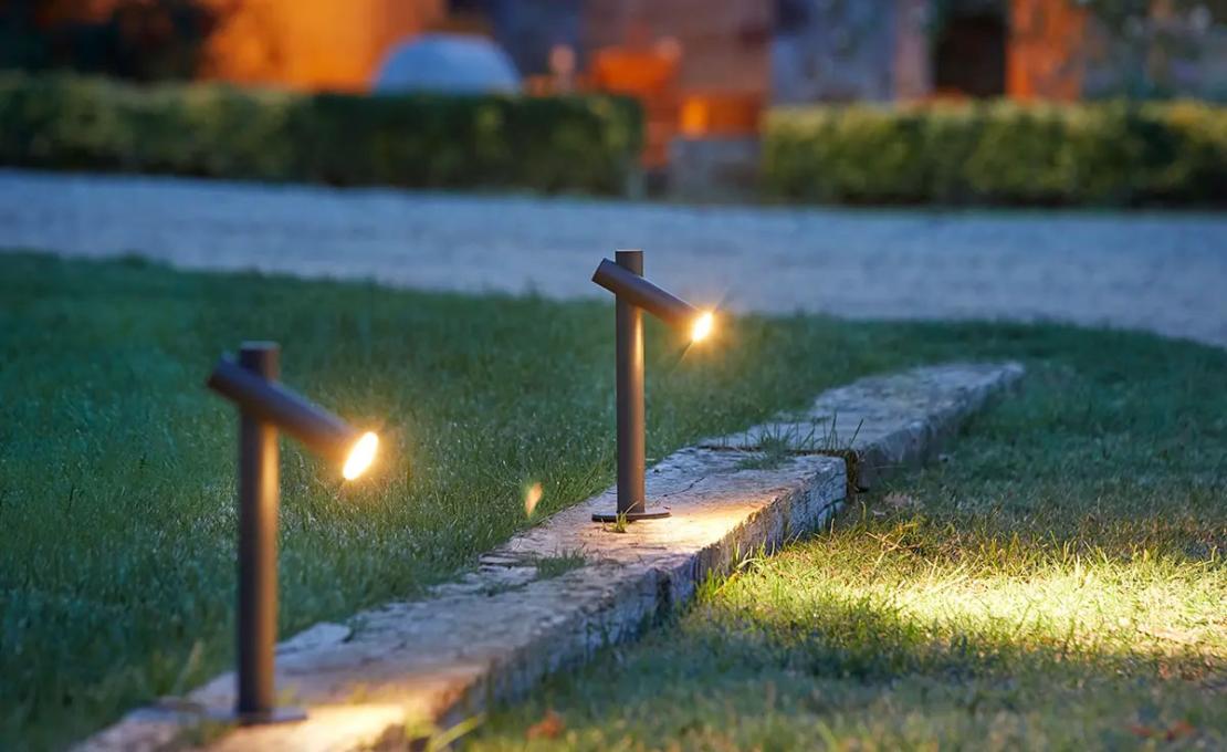 Торшер модель Tik A-4096X Floor Lamp - Outdoor от фабрики Estiluz