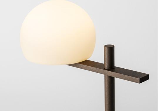 Настольная лампа Circ M-3728X Table Lamp Outdoor от Estiluz image 3