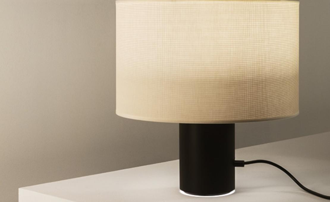 Настольная лампа модель Cyls Table Lamp M-3906P от фабрики Estiluz