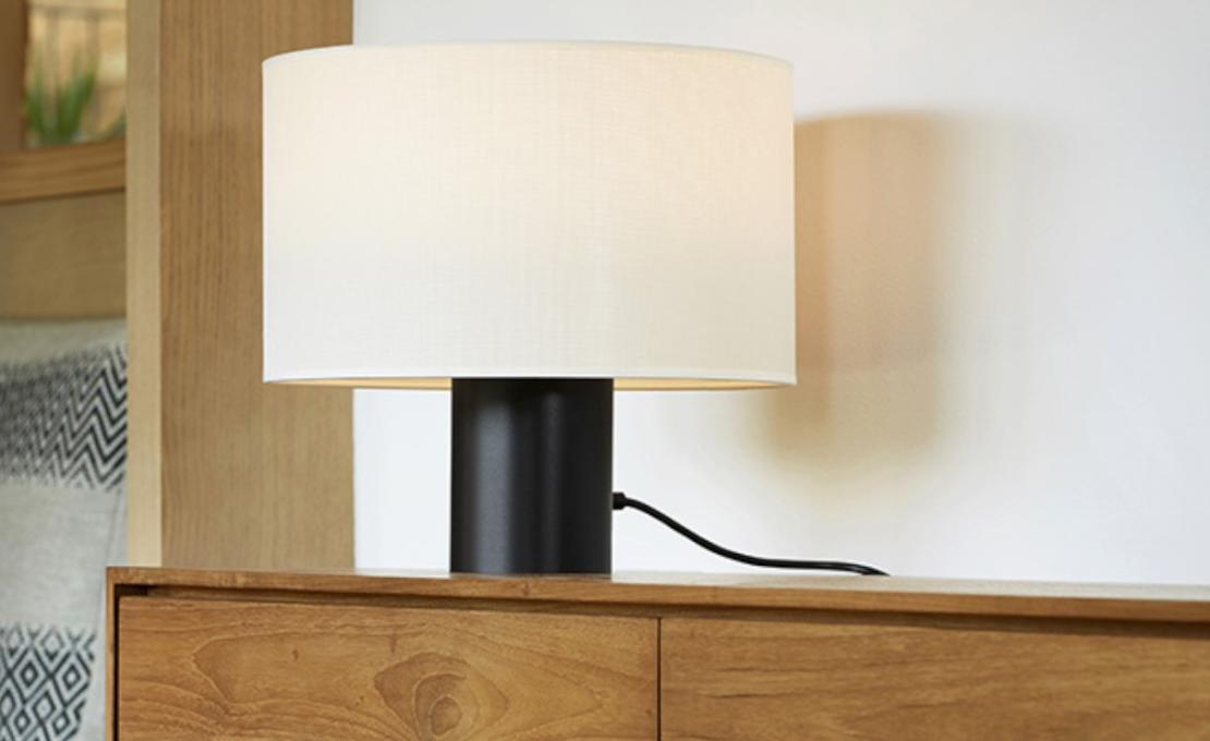 Настольная лампа модель Cyls Table Lamp M-3906P от фабрики Estiluz