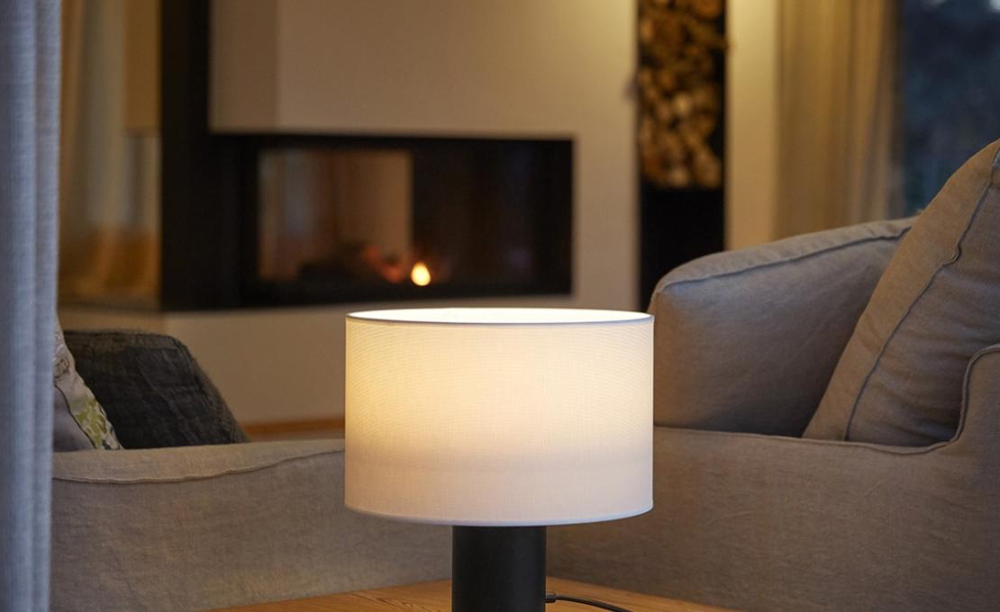 Настольная лампа модель Cyls Table Lamp M-3906P от фабрики Estiluz
