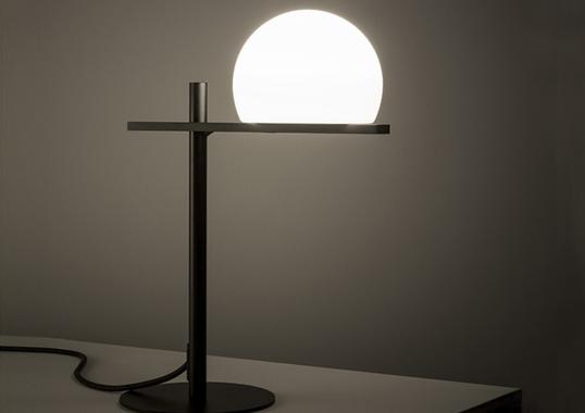 Настольная лампа Circ M-3728 Table Lamp от Estiluz image 2