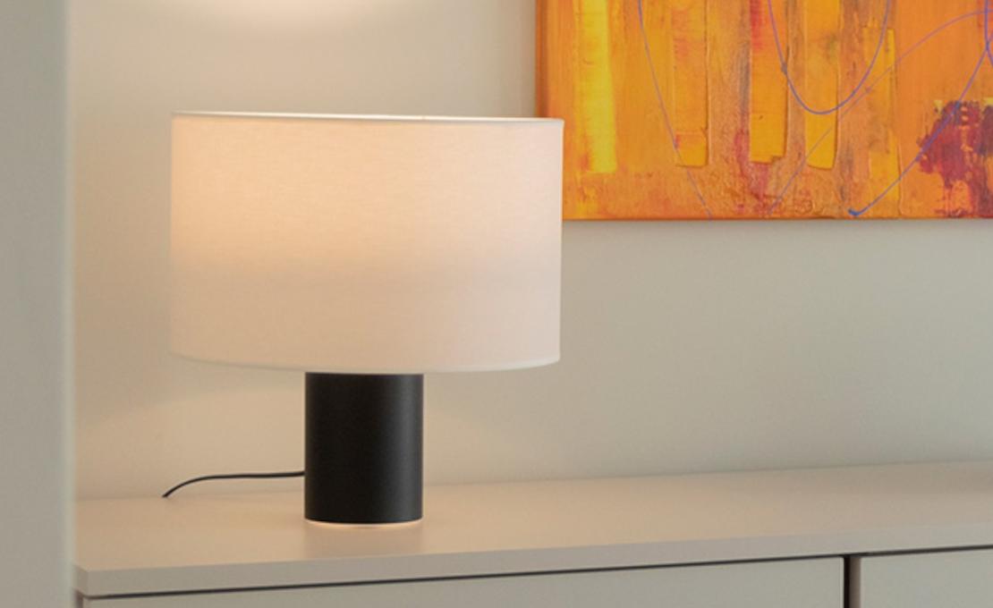 Настольная лампа модель Cyls Table Lamp M-3906P от фабрики Estiluz