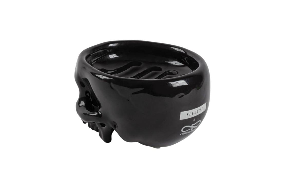 Статуэтка модель Brain Wash Soap Holder от фабрики Seletti