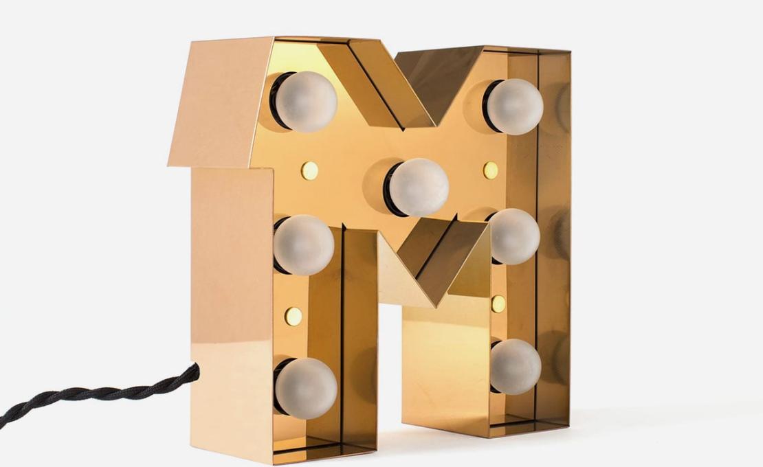 Настольная лампа модель Caractère Alphabet Lights от фабрики Seletti