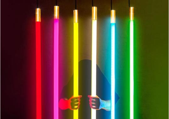Торшер модель Linea Golden End Floor Lamp LED от фабрики Seletti