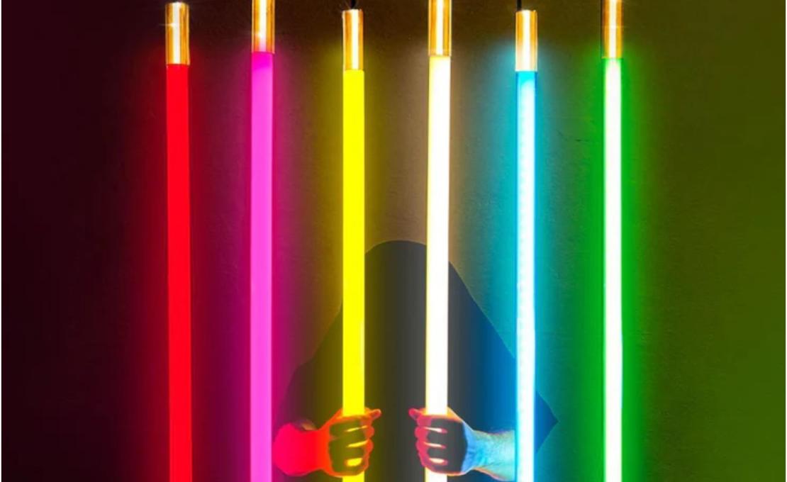 Торшер модель Linea Golden End Floor Lamp LED от фабрики Seletti