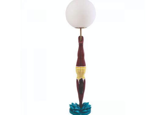 Настольная лампа модель Lady Diver Table Lamp от фабрики Seletti