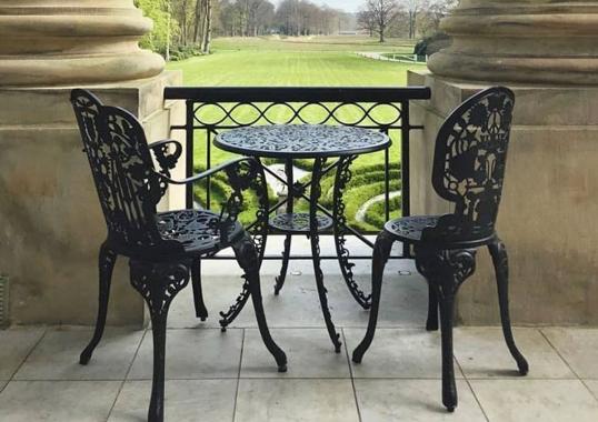 Обеденный стол модель Industry Garden Tavolo Tondo от фабрики Seletti