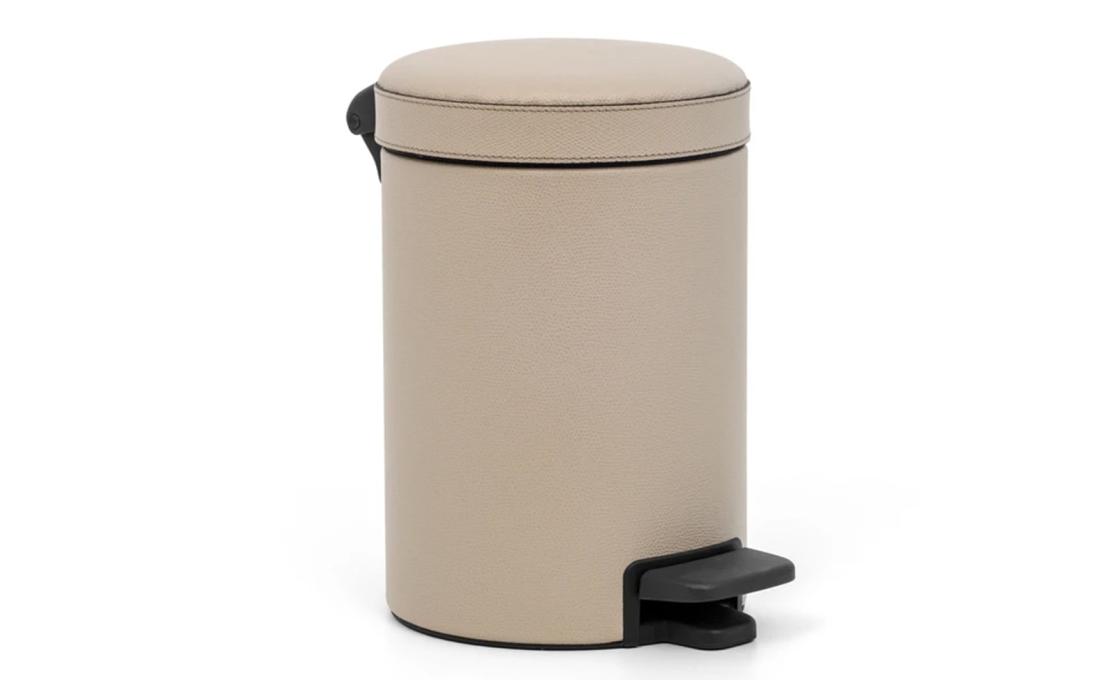 Аксессуар для ванной модель Round Pedal Bin от фабрики Pinetti